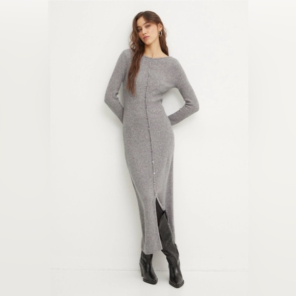 Abercrombie & Fitch Dresses & Skirts - NWOT Abercrombie & Fitch Merino Wool Blend Sweater Dress
